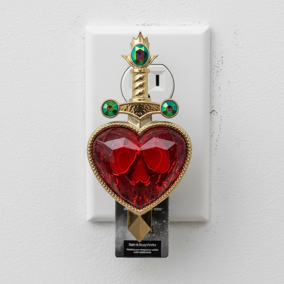 Bath & Body Works Other - Bath & Body Works Disney Villains Evil Queen Heart Dagger Wallflowers Plug